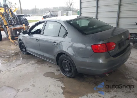 2013 Volkswagen Jetta 2.0L S z USA, uszkodzony, nr VIN 3VW2K7AJ4DM216470